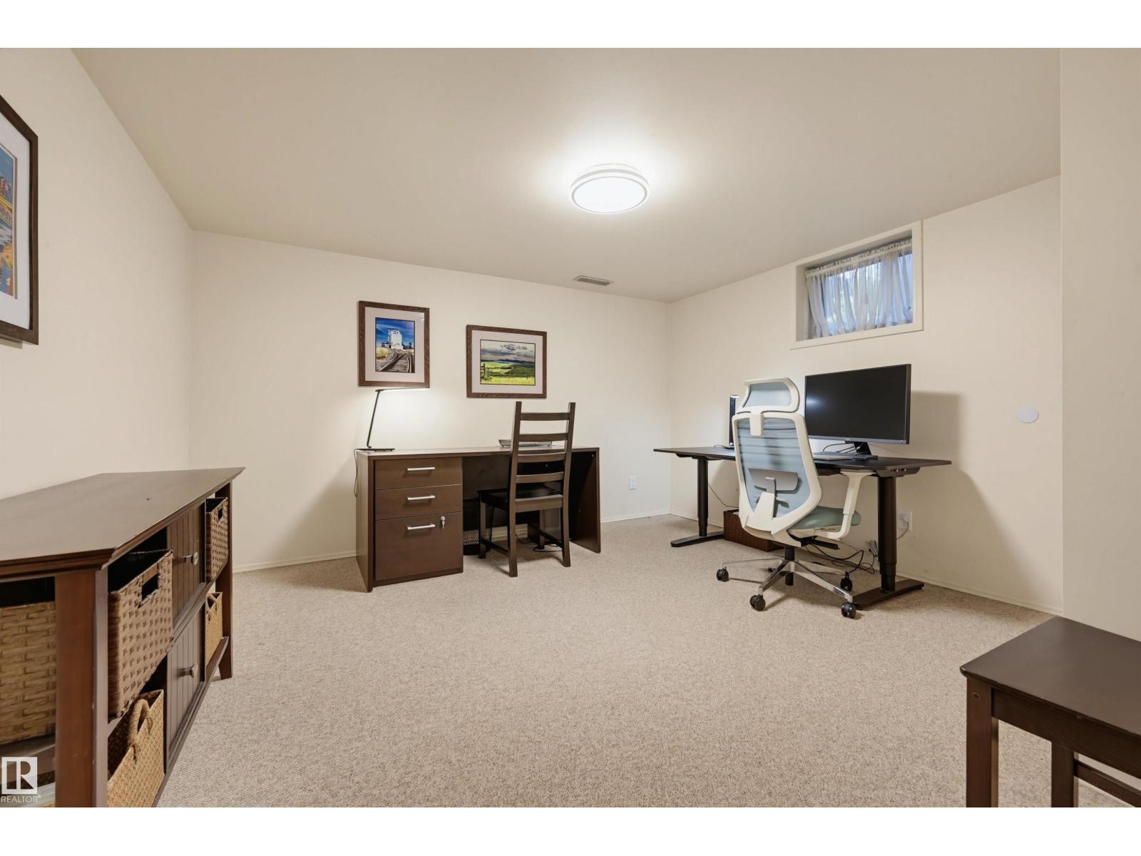 9130 118 ST NW - 49