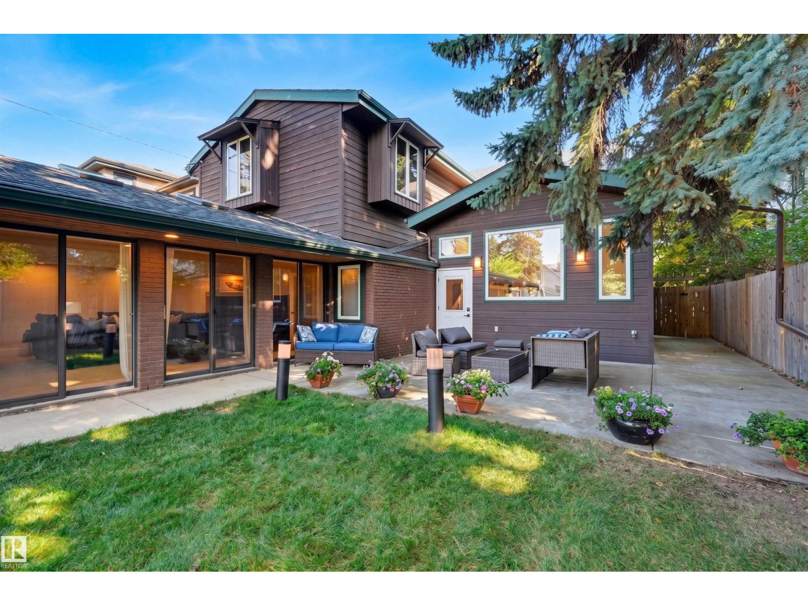 9130 118 ST NW - 52