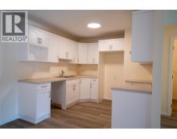 183 Maple Street Unit# 102, Penticton, BC V2A5V4 Photo 15