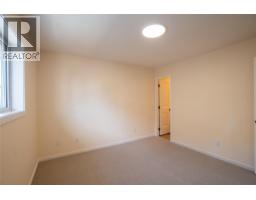 183 Maple Street Unit# 102, Penticton, BC V2A5V4 Photo 32