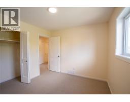 183 Maple Street Unit# 102, Penticton, BC V2A5V4 Photo 36