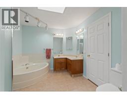 1525 Ord Road Unit# 42, Kamloops, BC V2B7V2 Photo 11
