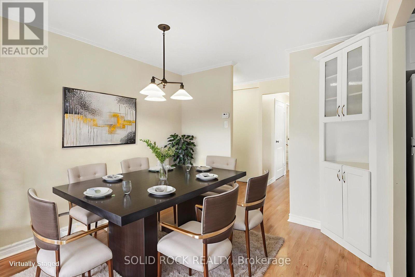 Virtually Staged Dining