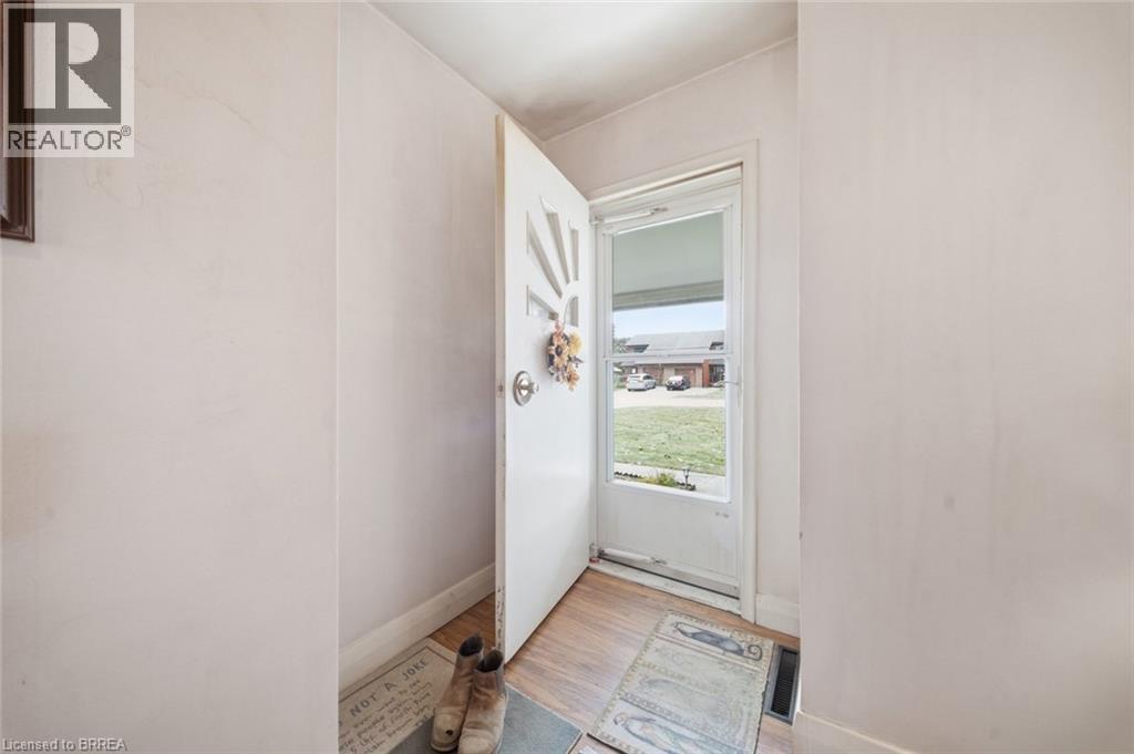 111 SILVER Street - Image 9