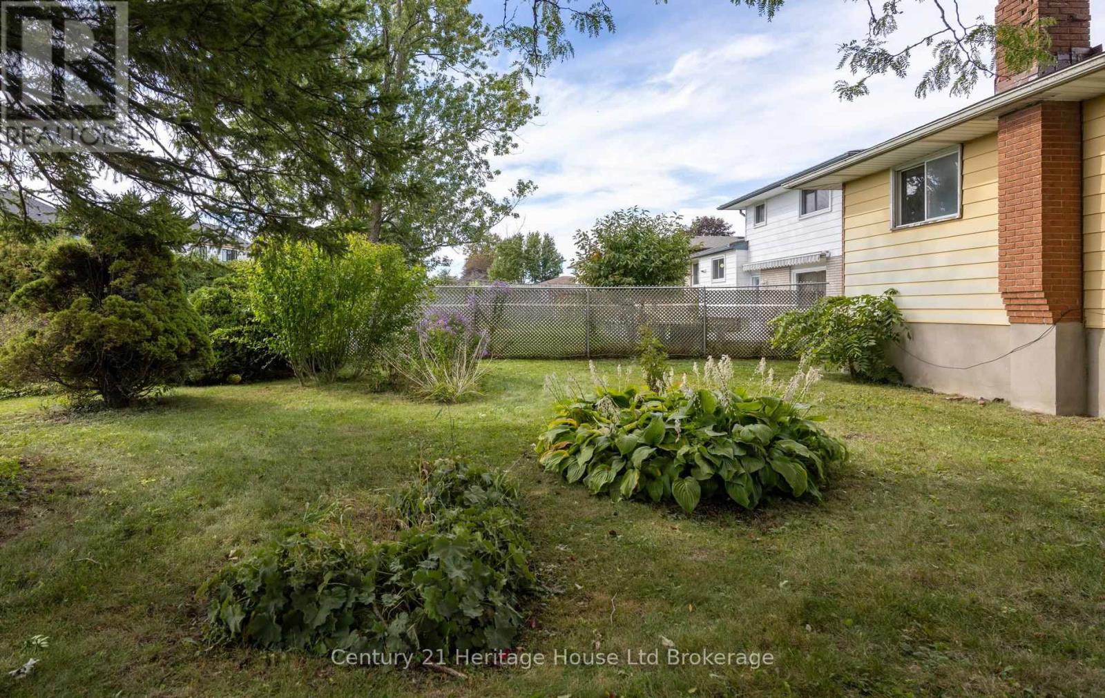 111 BRIARHILL DRIVE - Image 38