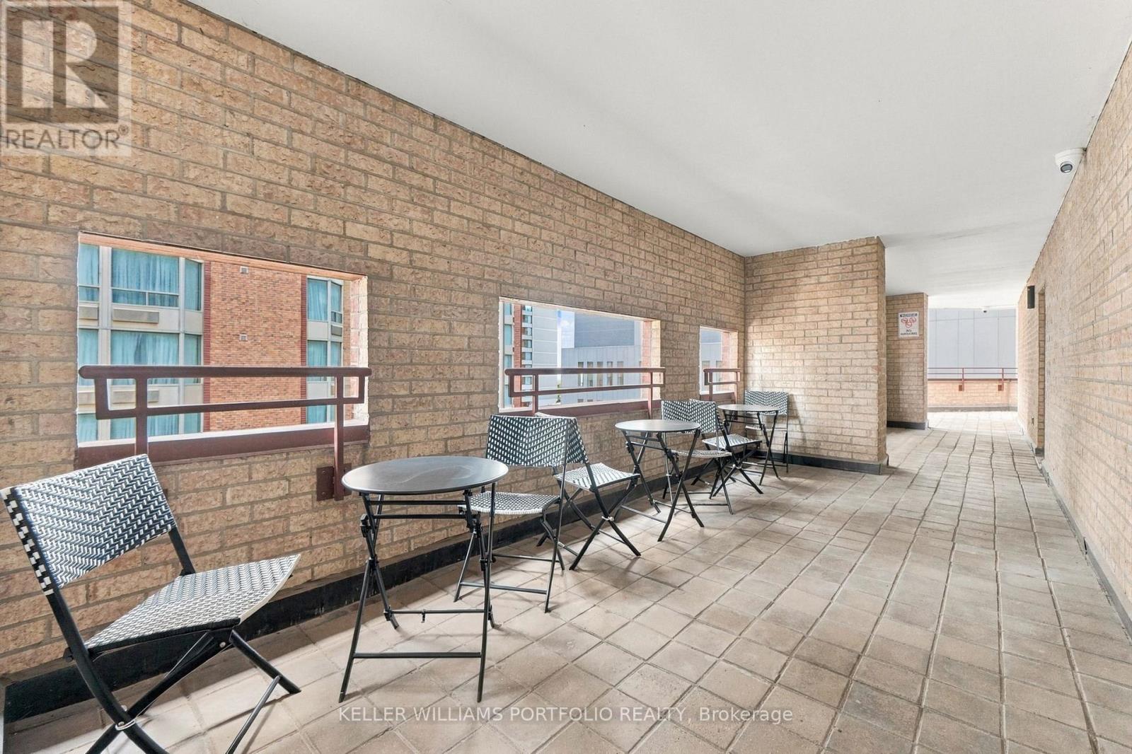 #2304 55 CENTRE AVENUE - 21