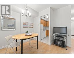 2304 - 55 Centre Avenue, Toronto, ON M5G2H5 Photo 11