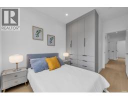1 3438 Triumph Street, Vancouver, BC V5K1T8 Photo 12