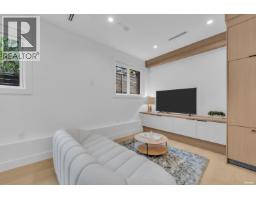 1 3438 Triumph Street, Vancouver, BC V5K1T8 Photo 6