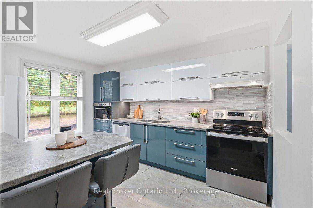Photo of 1569 Westminster Place