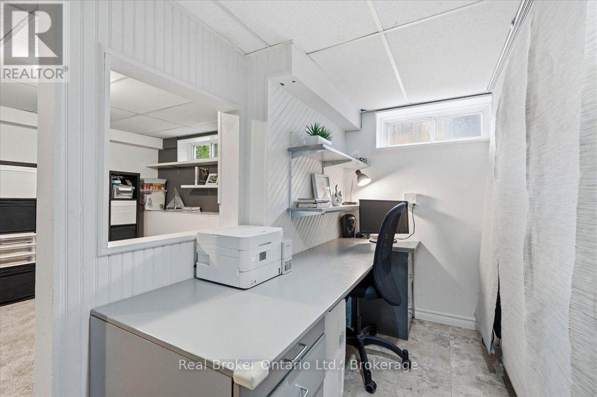 1569 WESTMINSTER PLACE - 29