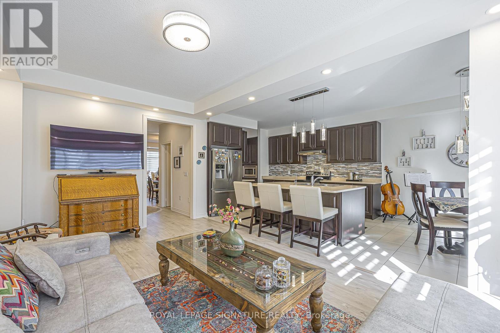 27 BEECHBOROUGH CRESCENT - 15