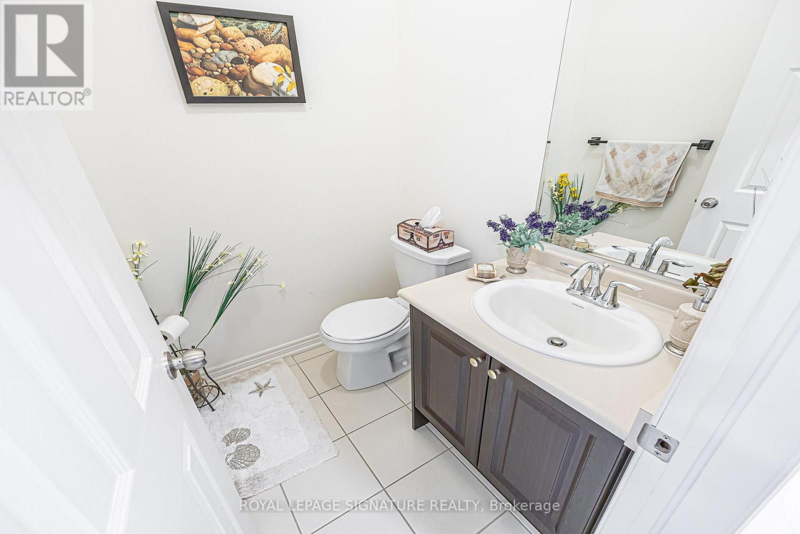 27 BEECHBOROUGH CRESCENT - 24