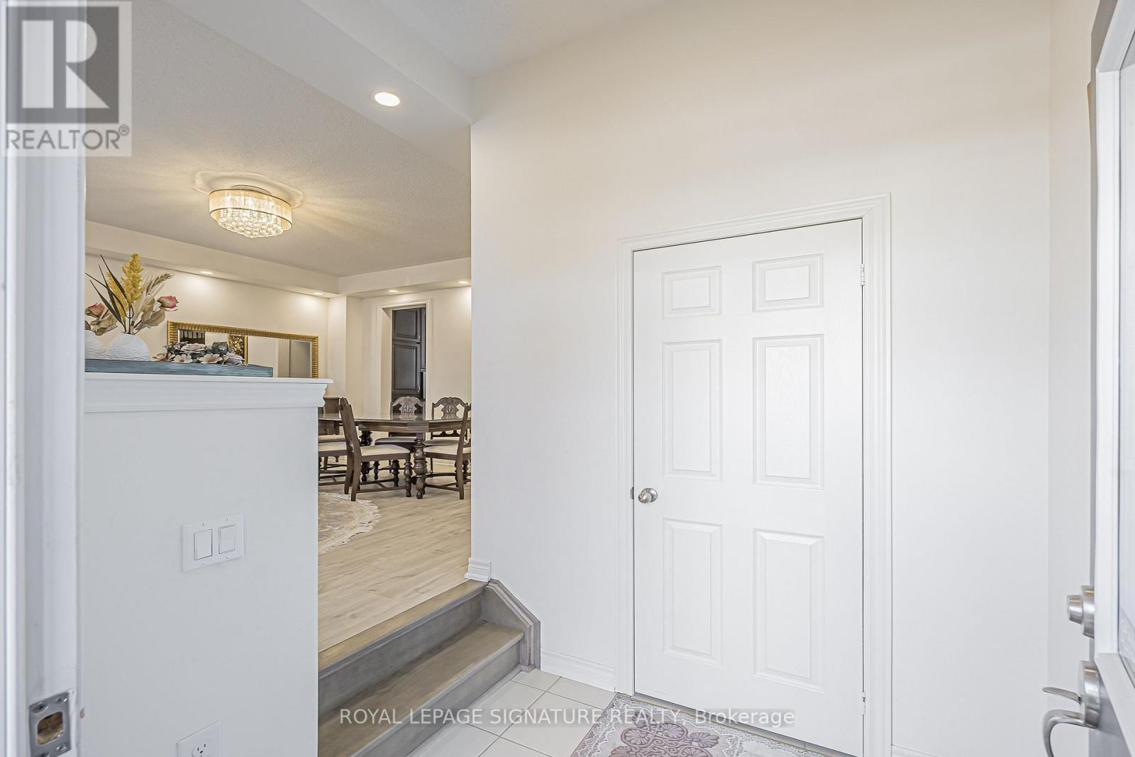 27 BEECHBOROUGH CRESCENT - 3