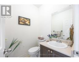 27 Beechborough Crescent, East Gwillimbury, ON L9N0L6 Photo 23