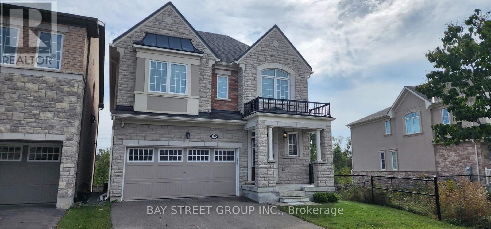 246 DEGRAAF CRESCENT