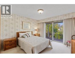 1541 Howard Avenue, Burnaby, BC V5B3S2 Photo 8