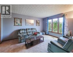 61 Highland Road, Stoney Creek, ON L8J2T7 Photo 11