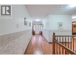 Dining room - 61 Highland Road, Stoney Creek, ON L8J2T7 Photo 9