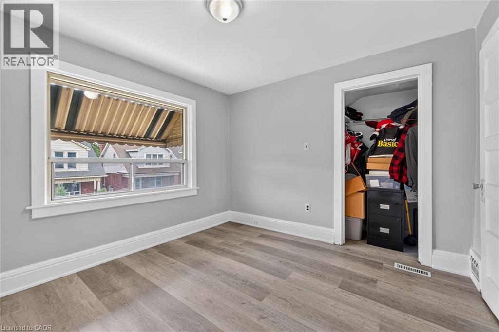 103 BELMONT Avenue - 27