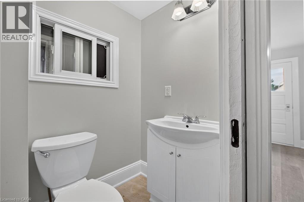 103 BELMONT Avenue - Image 36