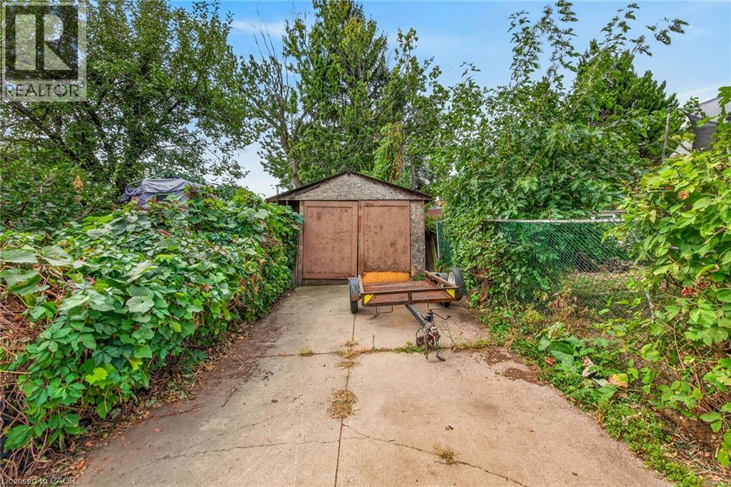 103 BELMONT Avenue - 44