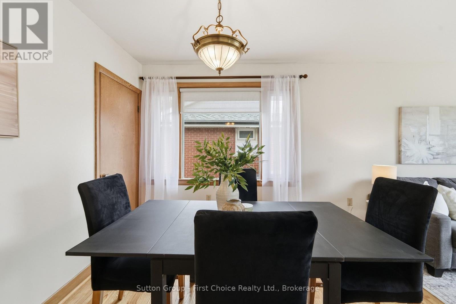 151 WOODS STREET - 10
