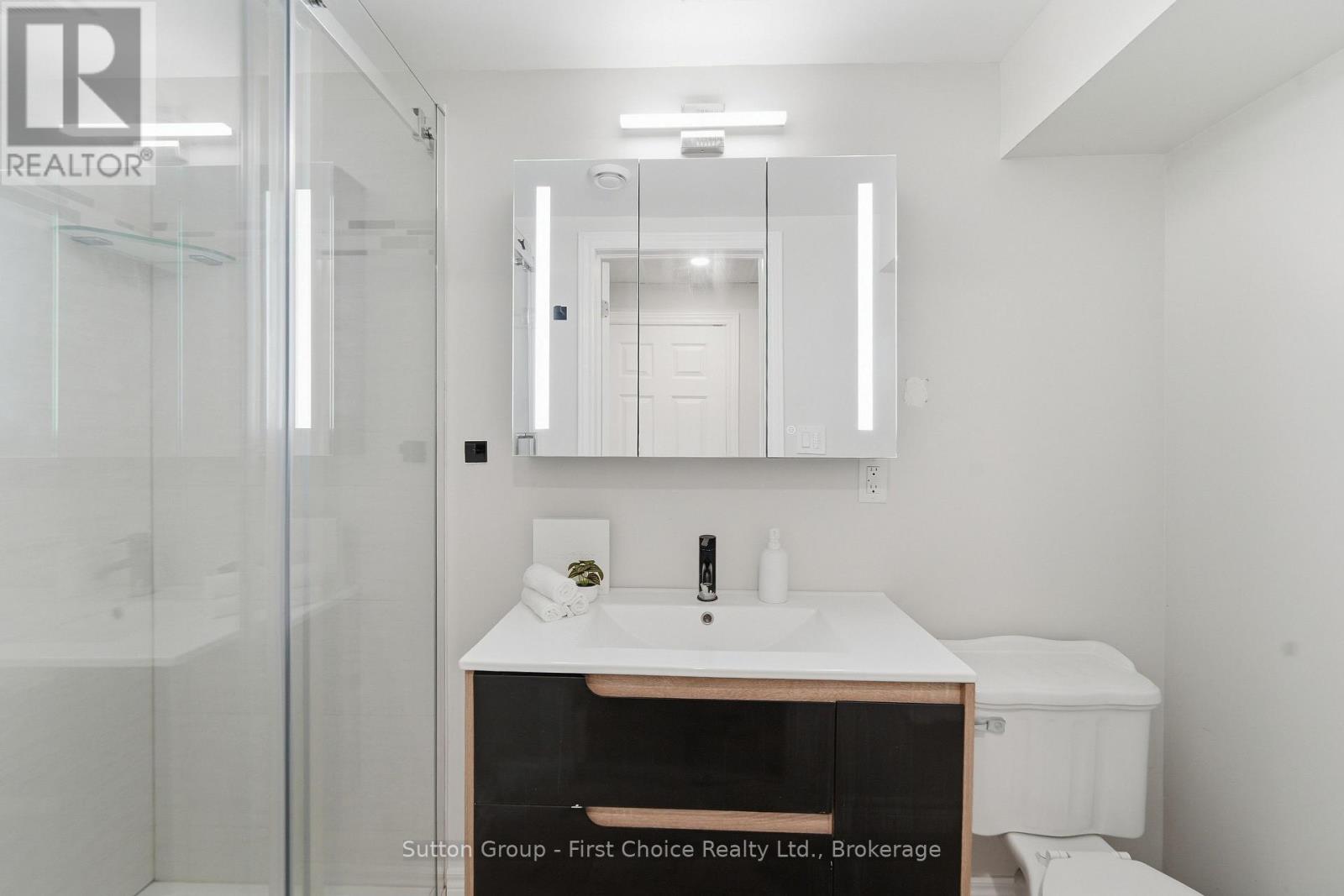 151 WOODS STREET - 38