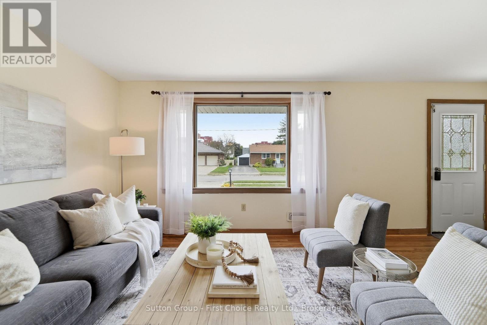 151 WOODS STREET - 8