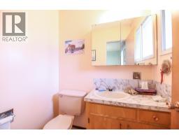 698 Green Lake Road, Oliver, BC V0H1T5 Photo 29