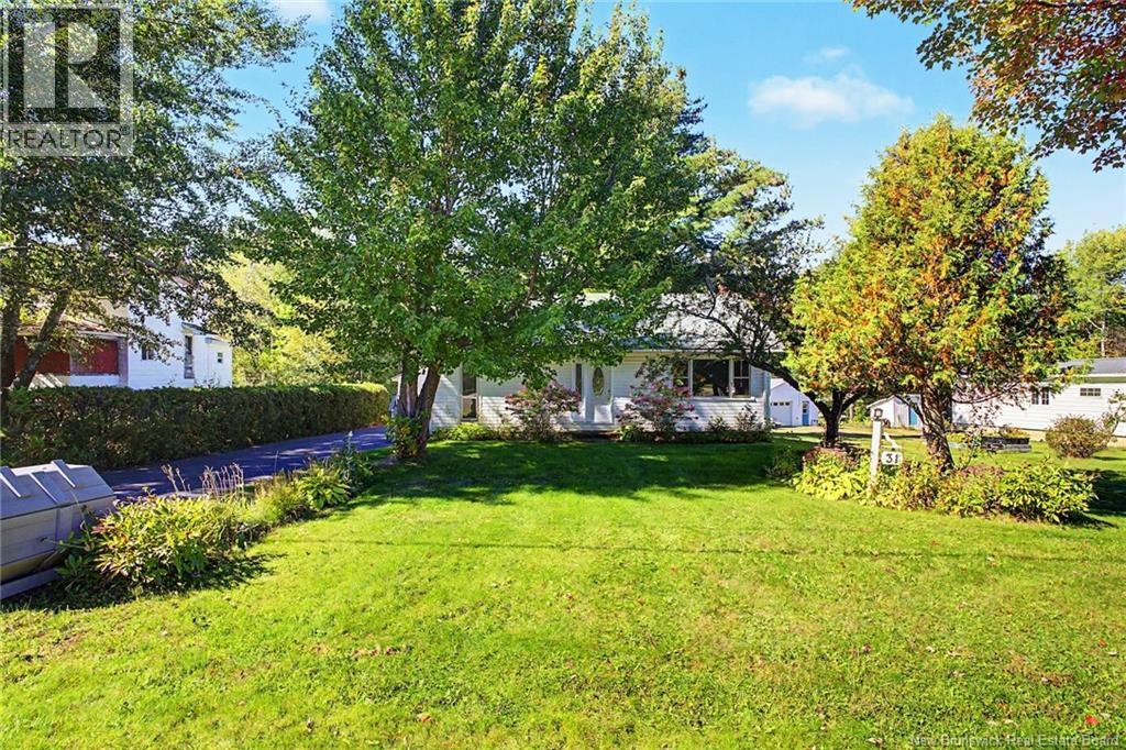 31 McLeod Avenue - 40
