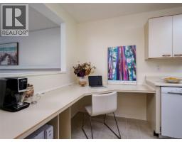 203 1120 Fairfield Rd, Victoria, BC V8V3A7 Photo 13