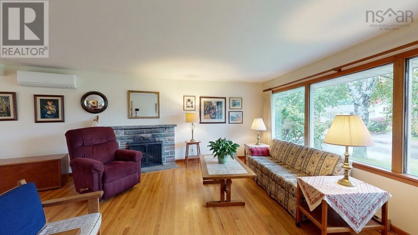 33 Anderson Street - 2