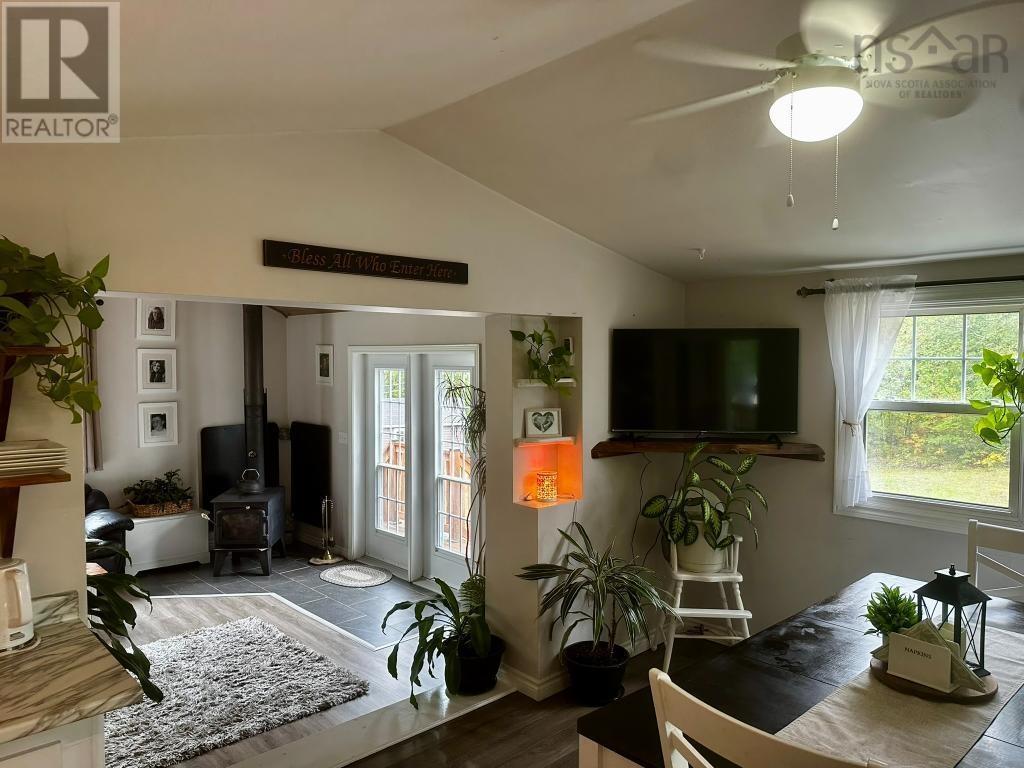 255 Dorey Rd - 13