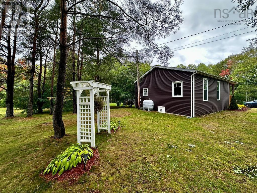 255 Dorey Rd - 9