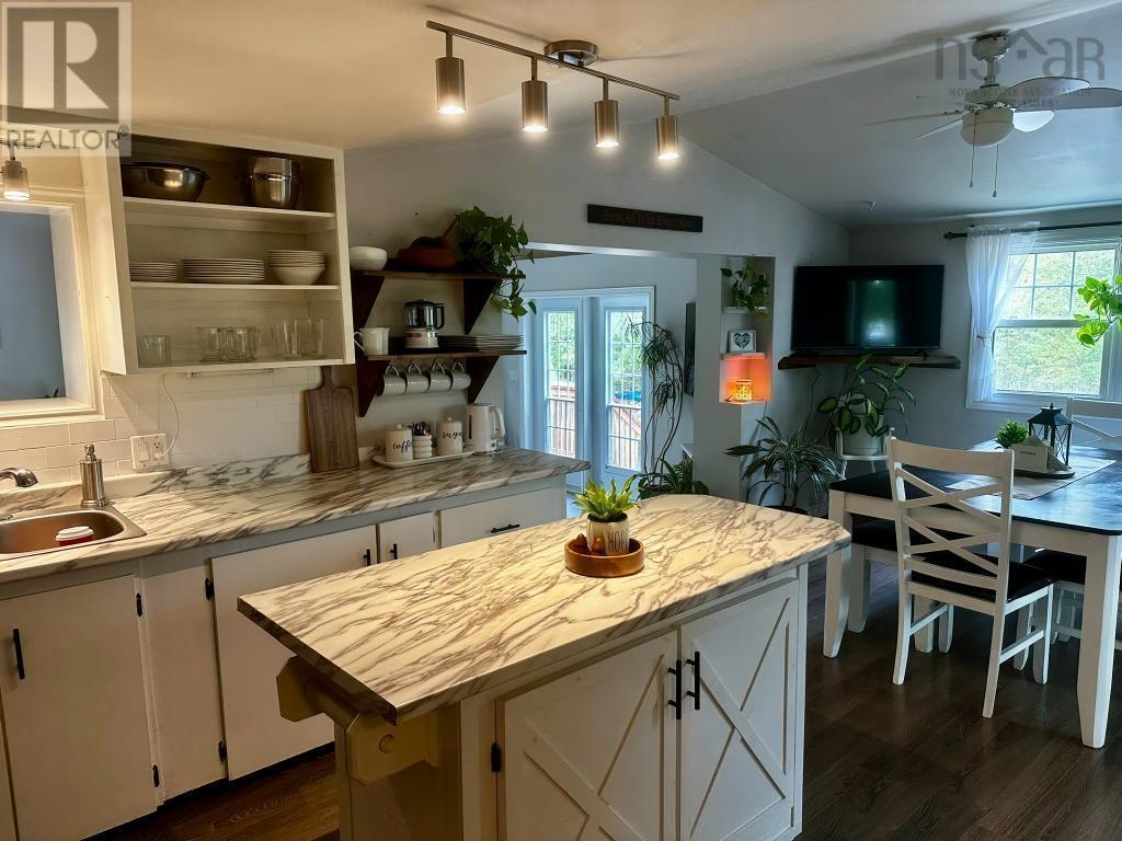 255 Dorey Rd - 35