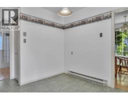 702 Forsyth Ave, Parksville, BC V9P1E7 Photo 13
