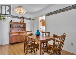 702 Forsyth Ave, Parksville, BC V9P1E7 Photo 17