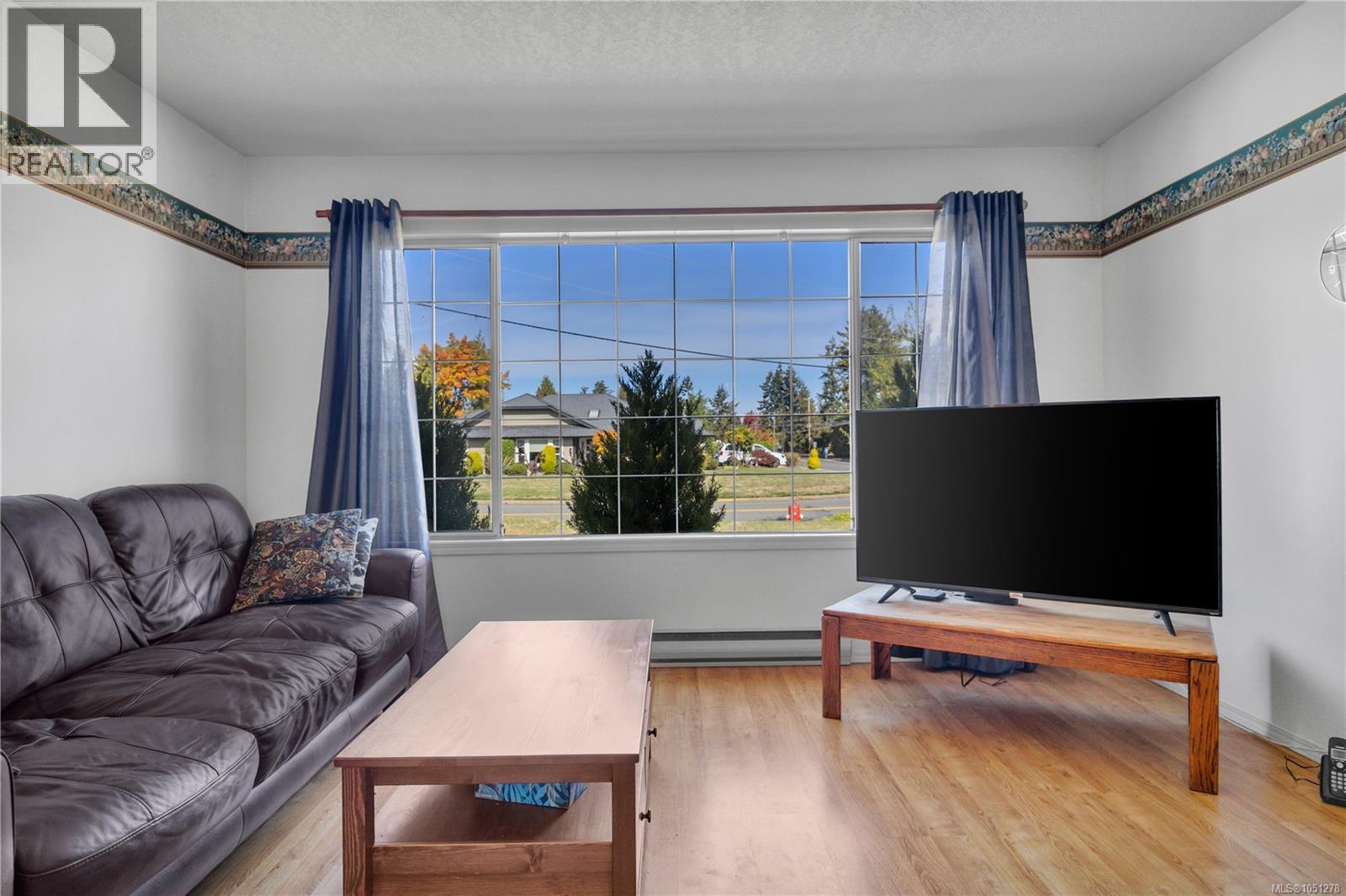 702 Forsyth Ave - 6