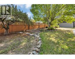 702 Forsyth Ave, Parksville, BC V9P1E7 Photo 34