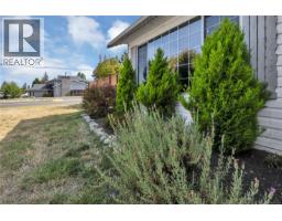 702 Forsyth Ave, Parksville, BC V9P1E7 Photo 41