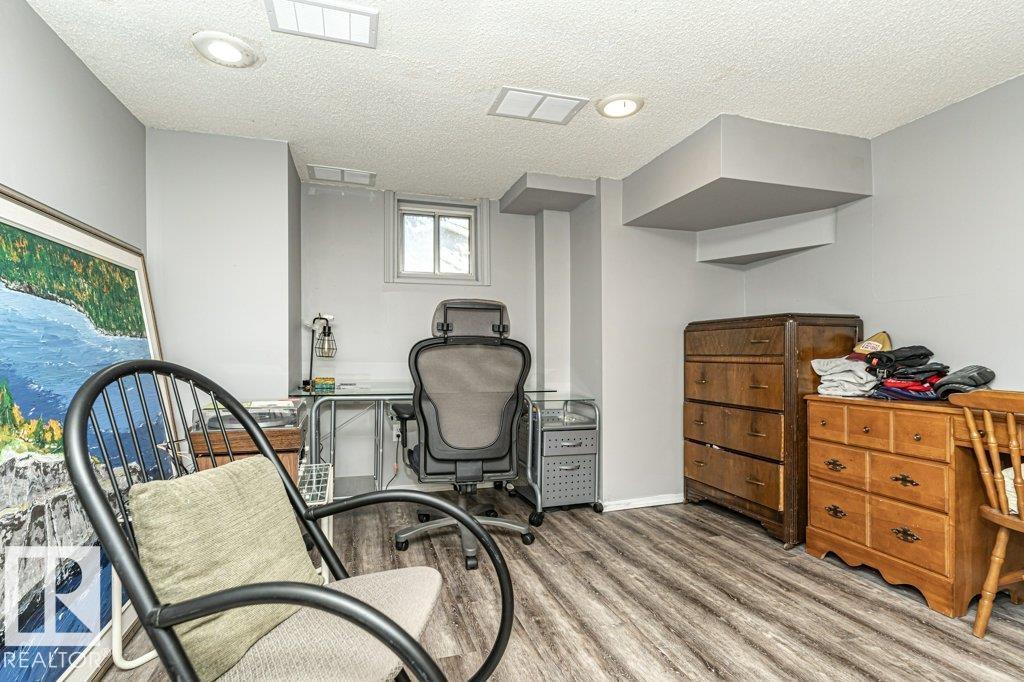 11910 94 ST NW - 34