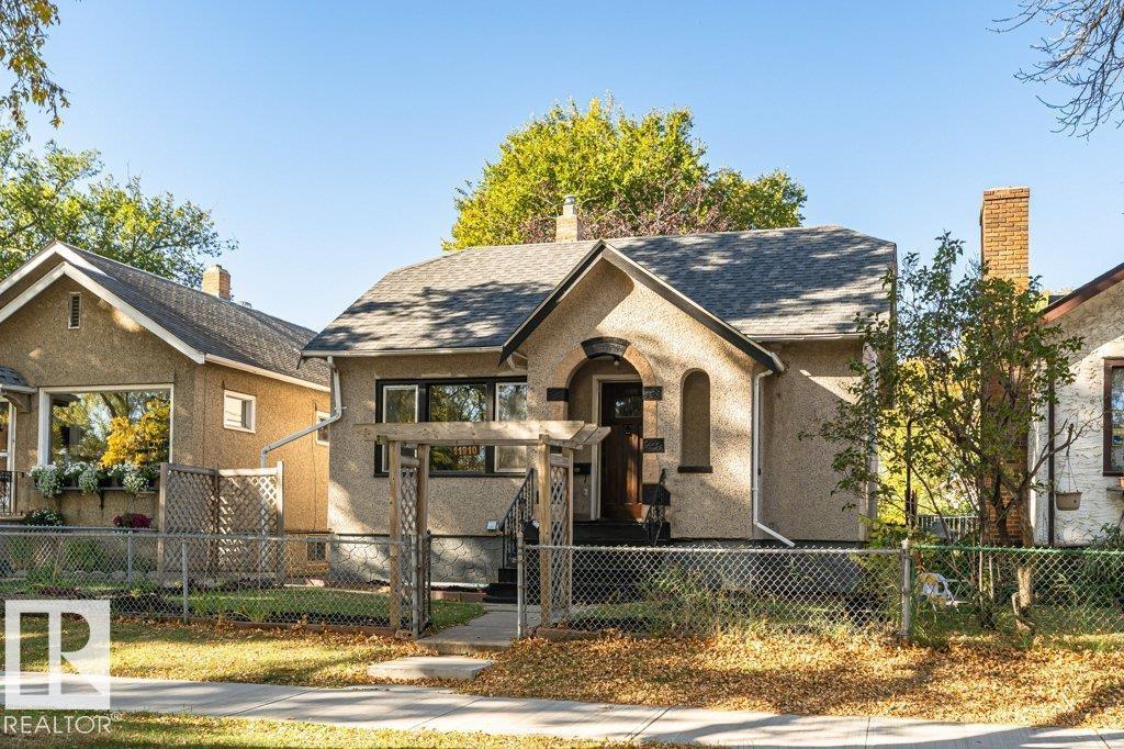 11910 94 ST NW - 3