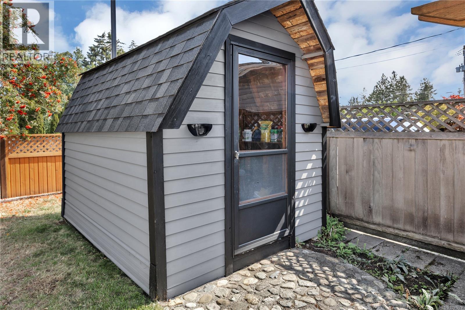 702 Forsyth Ave - 36