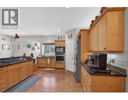 5102 Riverside Drive, Fairmont Hot Springs, BC V0B1L1 Photo 20