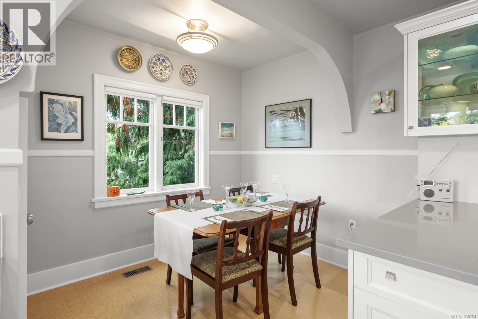 3358 Cook St - Image 15
