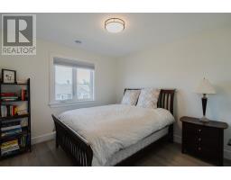 87 Diamond Marsh Drive thumbnail 22