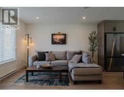87 Diamond Marsh Drive thumbnail 3