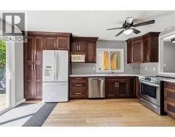 Bedroom - 303 Cornwall Drive, Fort Mcmurray, AB T9K1G7 Photo 6