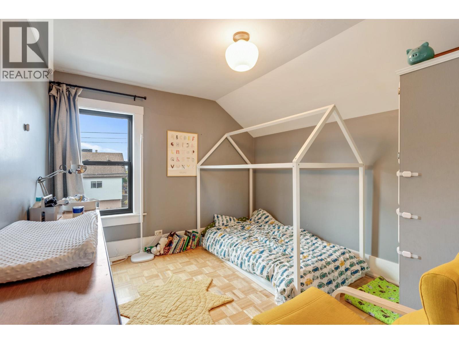 1444 LAKEWOOD DRIVE, Vancouver